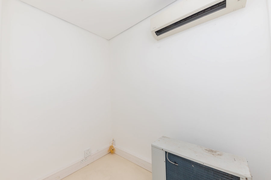 To Let commercial Property for Rent in De Waterkant Western Cape